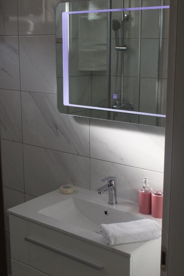 Apartmani Bauk Pucisca Ngoại thất bức ảnh