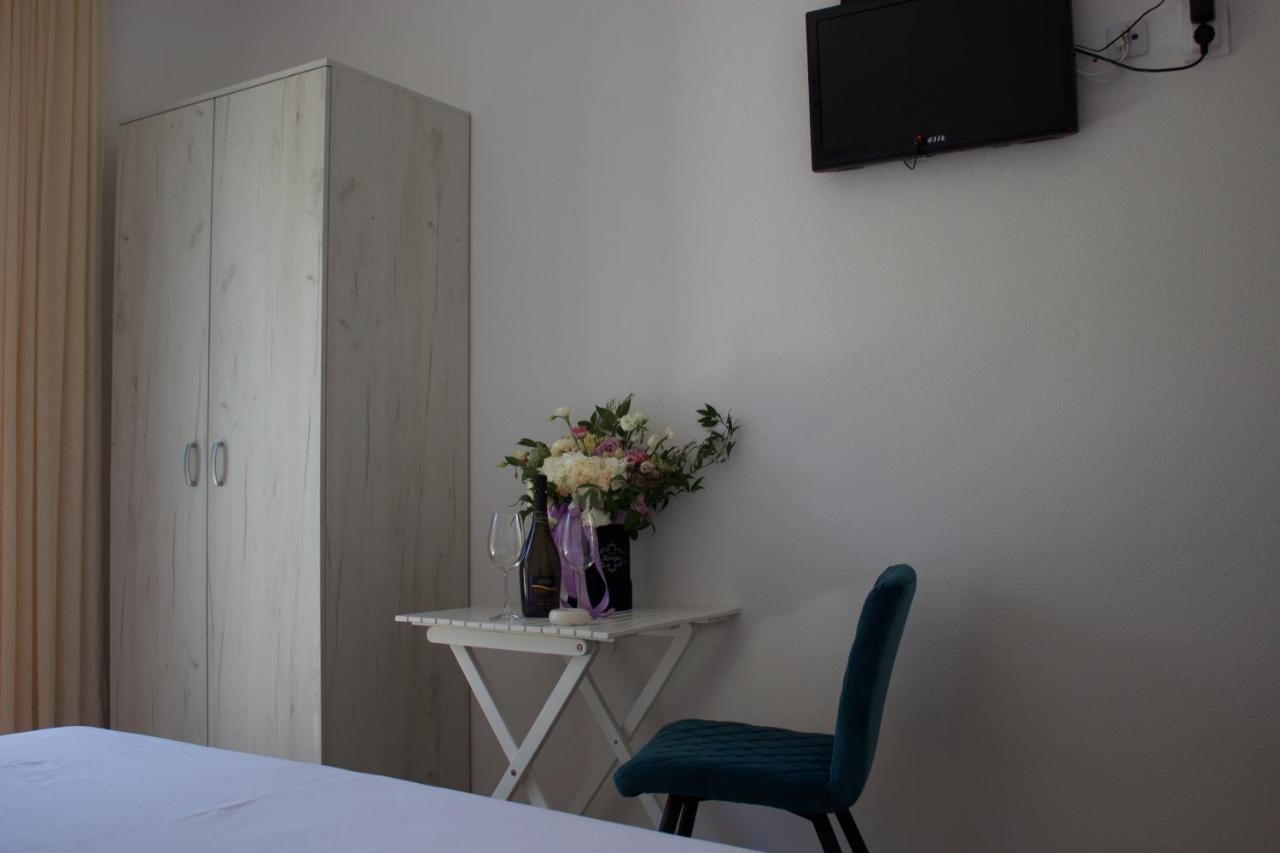 Apartmani Bauk Pucisca Ngoại thất bức ảnh