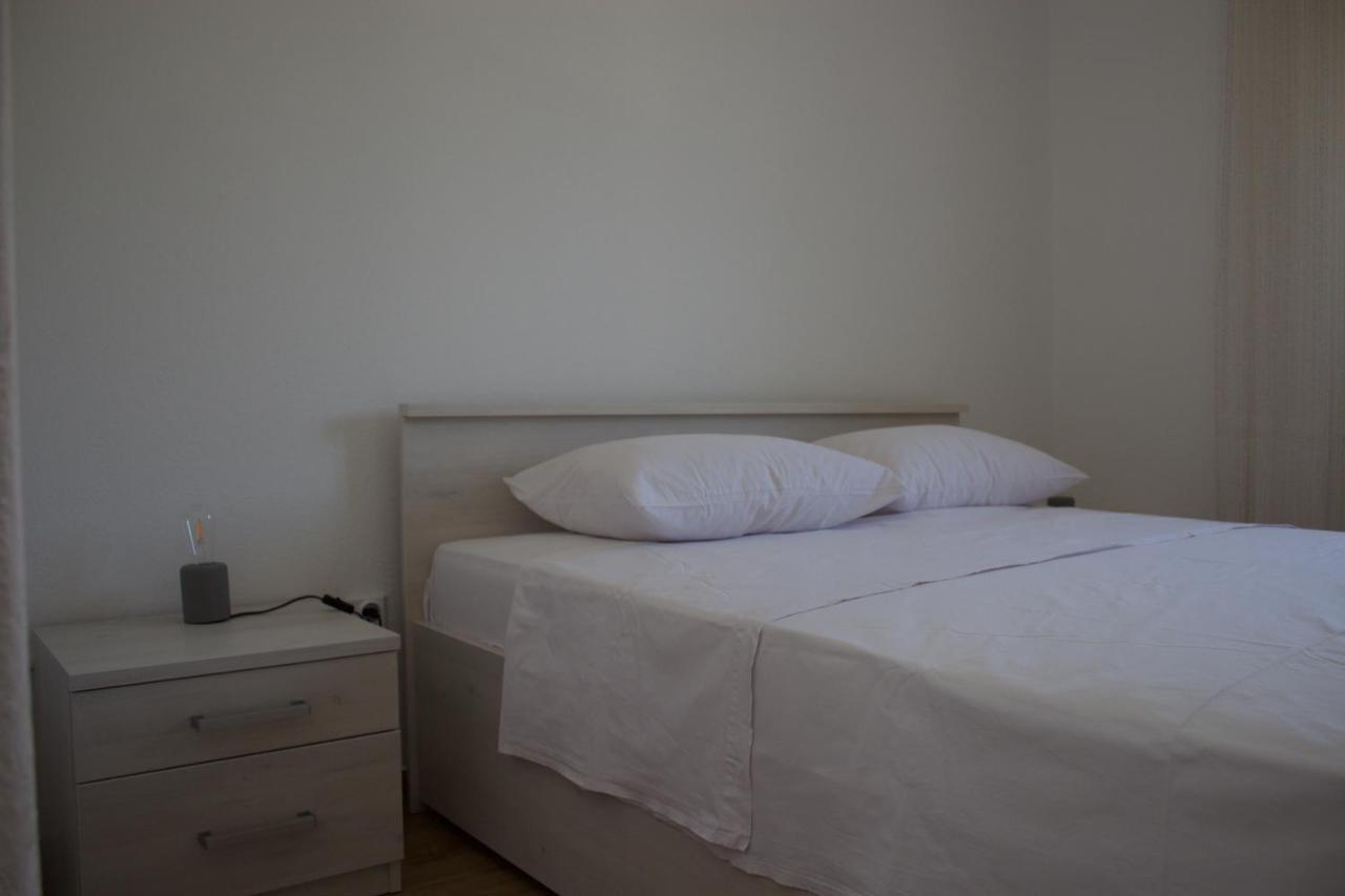 Apartmani Bauk Pucisca Ngoại thất bức ảnh