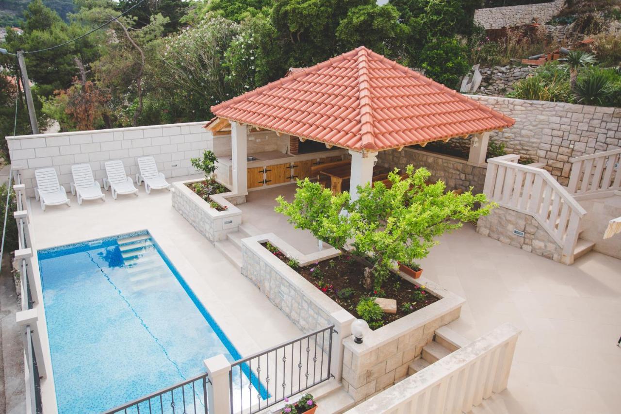 Apartmani Bauk Pucisca Ngoại thất bức ảnh