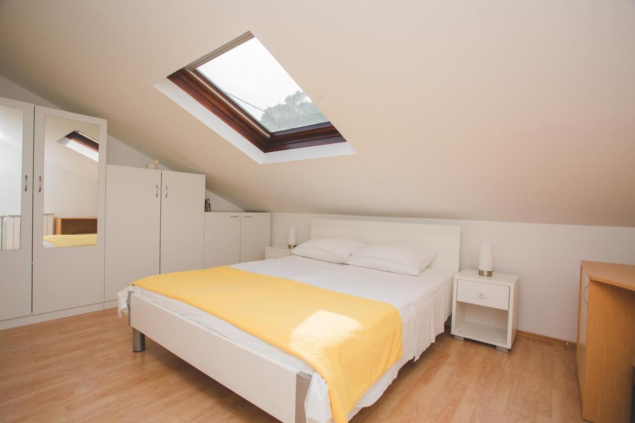 Apartmani Bauk Pucisca Ngoại thất bức ảnh